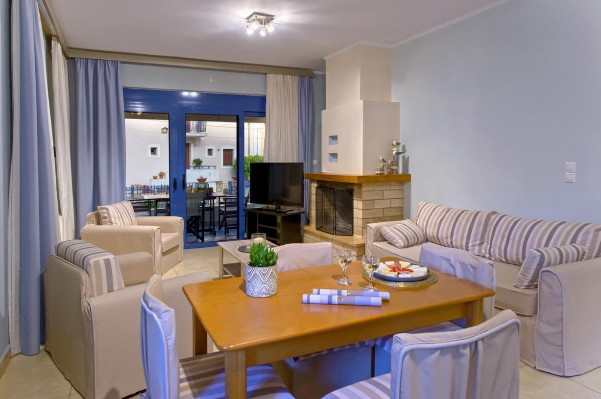 Seasight Living Apartment Plitra Exterior photo