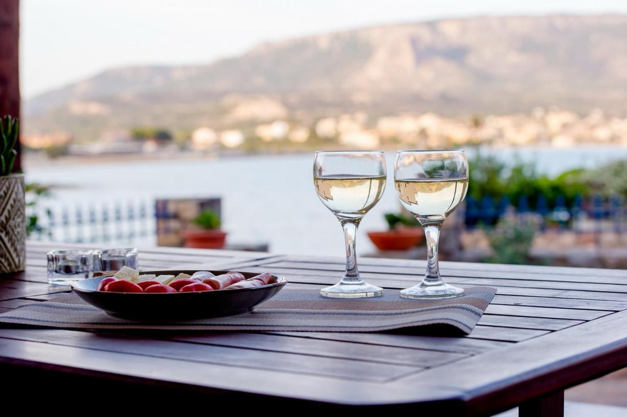 Seasight Living Apartment Plitra Exterior photo